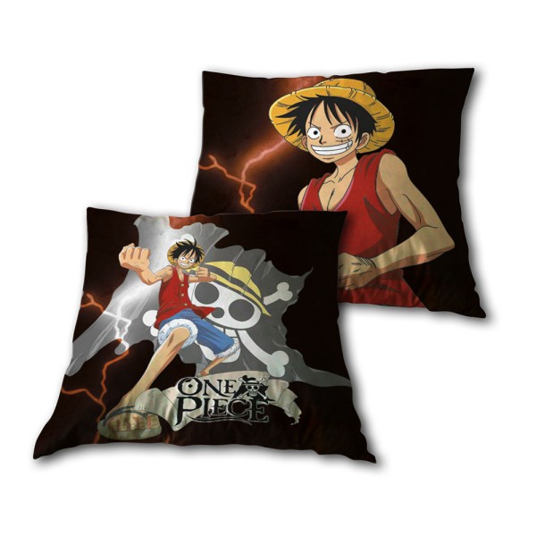 Cojin 3d one piece aprox. 30 x 30 cm